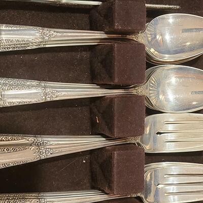 Lot J4: State House Sterling "Inaugural" Service for 12 (Lots of Extras) Over 11lbs.