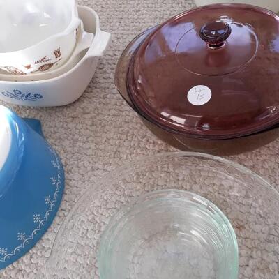Lot of Nice Vintage Pyrex and Other Pyrex