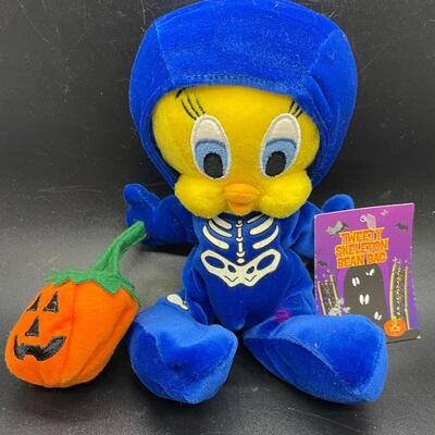 Tweety Bird in a Skeleton Costume Warner Bros Plush Beanie