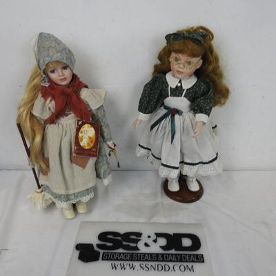 2 Porcelain Doll Stands, One Fairy Tale Series By Geppeddo Cinderella Maid