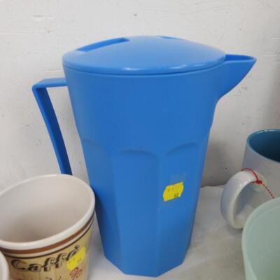 Kitchen Lot: Water Pitcher, 4 Mugs, Plastic Tea Pot, Baking Pan, Glass Container