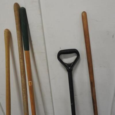 6 Yardwork Tools Lot: Snow Shovels, Gardening Hoe, Shovel, Misc.