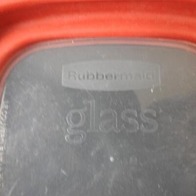 4 Rubbermaid Glass Food Containers, Easy to Find Lids