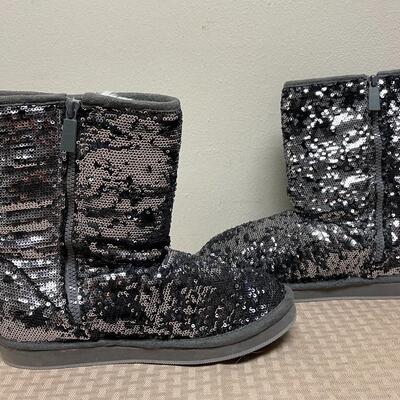 Joan Boyce Sequined Fleeced Lined Gray Boots
