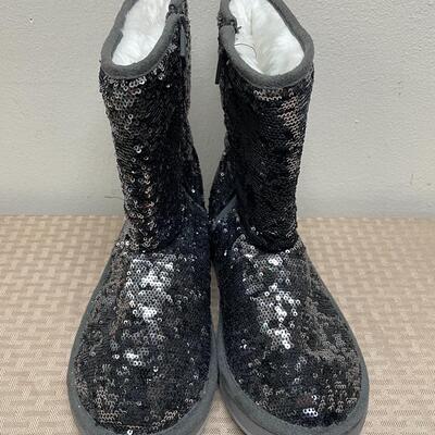 Joan Boyce Sequined Fleeced Lined Gray Boots
