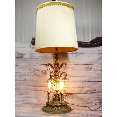 Vintage Hollywood Regency Mid Century Crystal & Brass Table Lamp Light