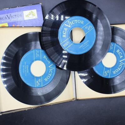 Set of Vintage RCA Victor & Capitol Records Judy Garland The Three Suns Tex Beneke Vinyl 45 RPM Box Sets
