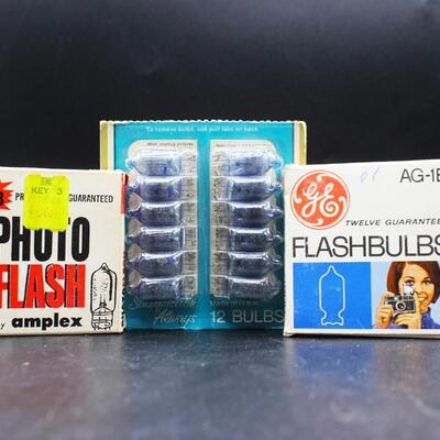 Vintage AG-1B Camera Flash Bulbs Various Brands