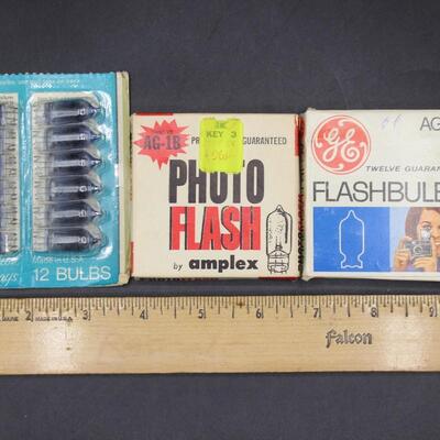 Vintage AG-1B Camera Flash Bulbs Various Brands