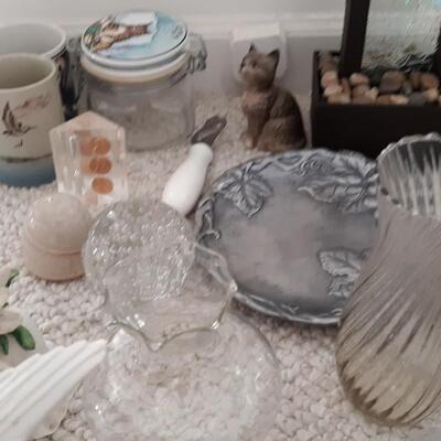 Lot of Various Vintage Trinkets
