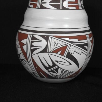Large Hopi Polychrome Jar