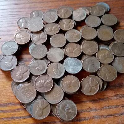 LOT 5  LARGE LOT OF WHEAT PENNIES