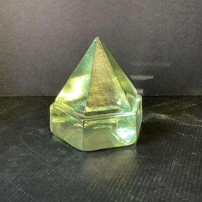 A - 336 Vintage Hexagon Pyramid Clear Green Glass Paperweight