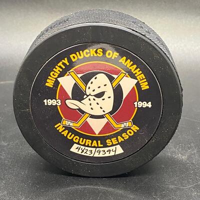 NHL Mighty Ducks of Anaheim Inaugural Season 1993 1994 Limited Edition Numbered Hockey Puck