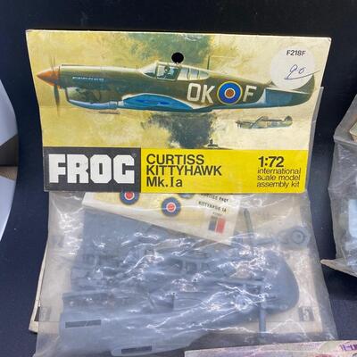 Lot of 3 Vintage 1/72 Scale Model Fighter Plane Airplane Kits