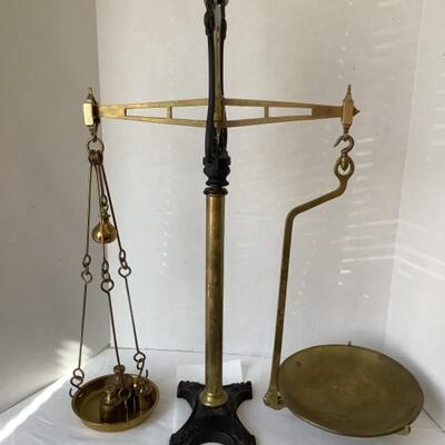 A - 363 Large Early 20th Century W & T Avery Beam Scale