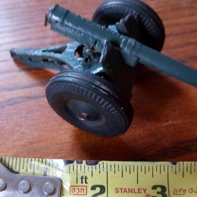 LOT 35  METAL TOY CANNON