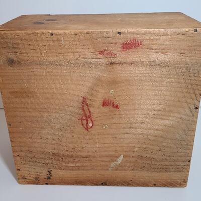 Lot 802: Antique "Rust Haven's Climax Wood Crate Box (New Brunswick, NJ)