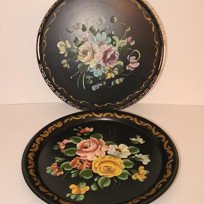 Lot 801: Vintage/Antique Hand Painted Vanity/Tea/Beverage Trays