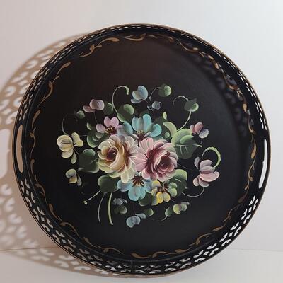 Lot 801: Vintage/Antique Hand Painted Vanity/Tea/Beverage Trays