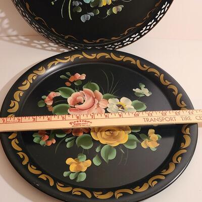 Lot 801: Vintage/Antique Hand Painted Vanity/Tea/Beverage Trays