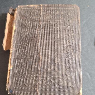 Lot 800B: 1816 Antique Bible & Books