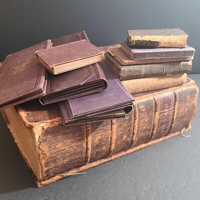 Lot 800B: 1816 Antique Bible & Books