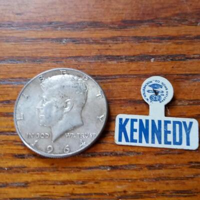 LOT 43  1964 KENNEDY HALF AND POLITICAL PIN