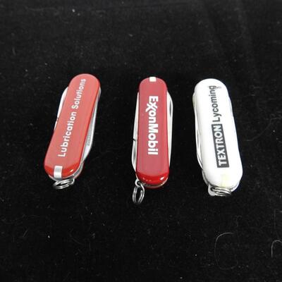 Trio of Advertisement Pocket Knives