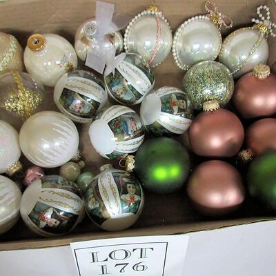 Lot of Older Glass Christmas Ornaments