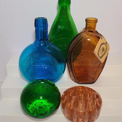 Lot 901: Wheaton Vintage Bottles, Peach Flower Frog and Green Bubble Paperweight
