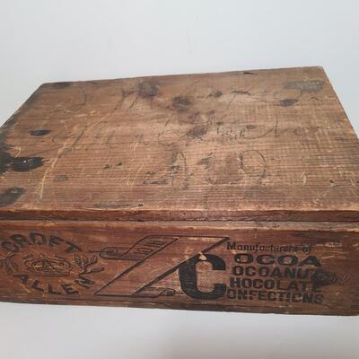 Lot 777: Vintage Wood Advertising Storage Boxes: Flower Seeds & Croft Allen Cocoa