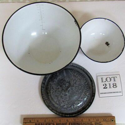 Lot of Antique Graniteware, Kitchen Measuring Bowl, Smaller Bowl, Gray Cover