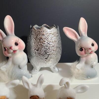 Lot 755: Vintage Easter Decorations