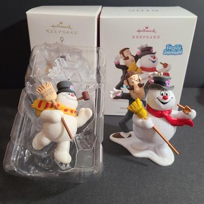 Lot 750: Frosty the Snowman Ornaments (Hallmark)
