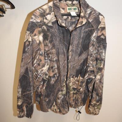 Camouflaged Hunting Coat