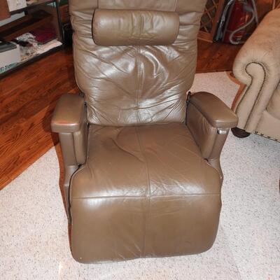 Leather Zero Gravity Recliner