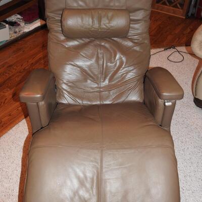 Leather Zero Gravity Recliner