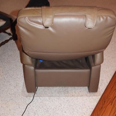 Leather Zero Gravity Recliner