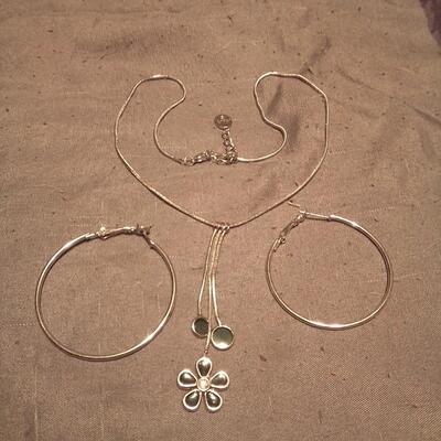 Sharp dangle chain & medium hoop earrings