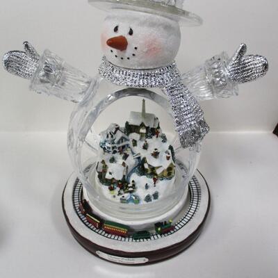 Thomas Kinkade White Christmas Snowman Sculpture