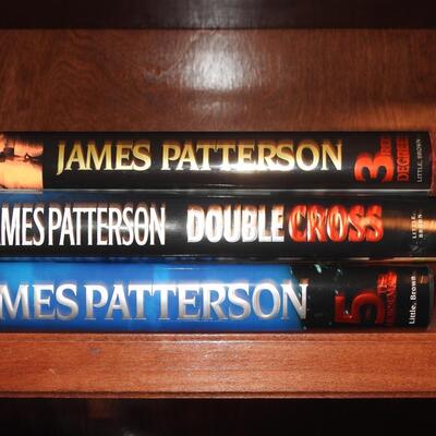 Grouping of James Patterson Books