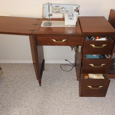 Vintage Centennial Series Dial SewSewing Machine with Cabinet,