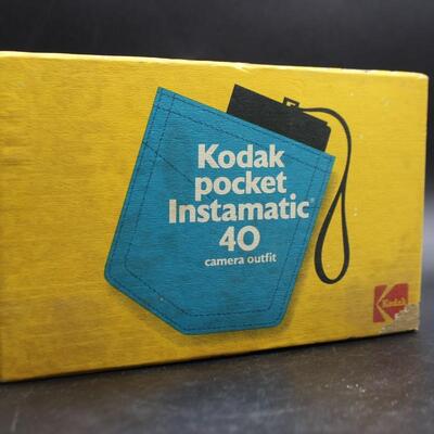 Vintage Retro Kodak Pocket Instamatic 40 Camera Boxed