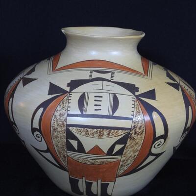 Vintage Hopi Poly chrome pottery jar