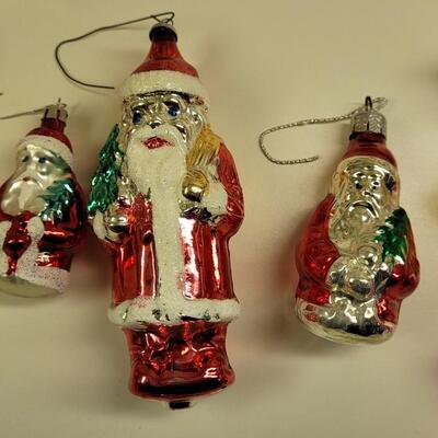 Lot 18: Antique & Vintage Christmas Ornaments Lot with Topper
