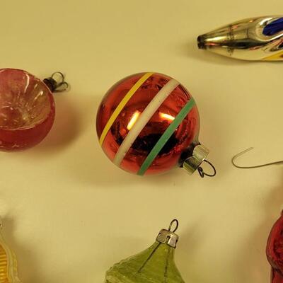 Lot 18: Antique & Vintage Christmas Ornaments Lot with Topper