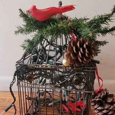 Lot 19: Vintage Christmas Bird Cage