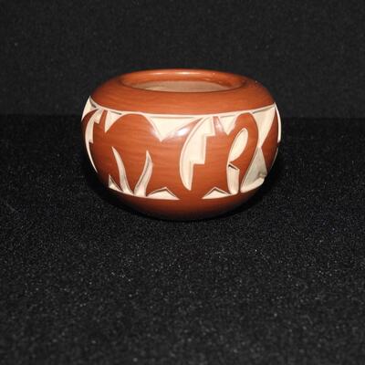 Marie Suazo Incised bowl