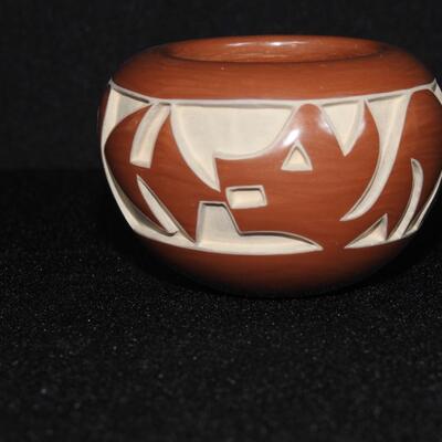 Marie Suazo Incised bowl